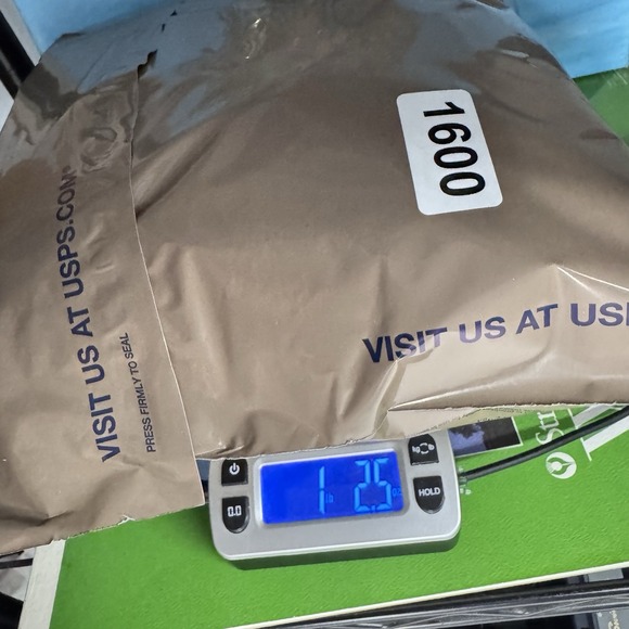 Barefoot Dreams Cozy Chic NEW Fringed Jacket Cardigan Sz M Oyster Gray Pockets - Picture 14 of 14